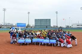 CBA俱乐部杯广厦击败天津 塔克飞身暴扣