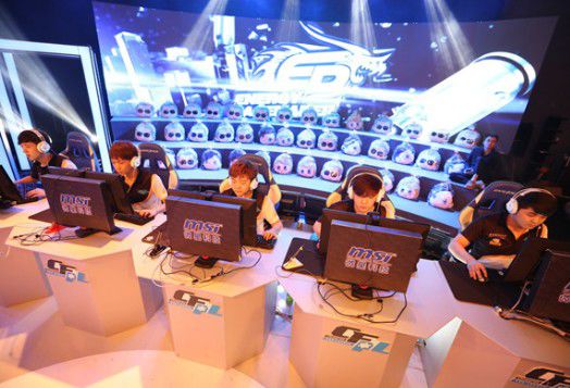 中美两国作 中美两国作